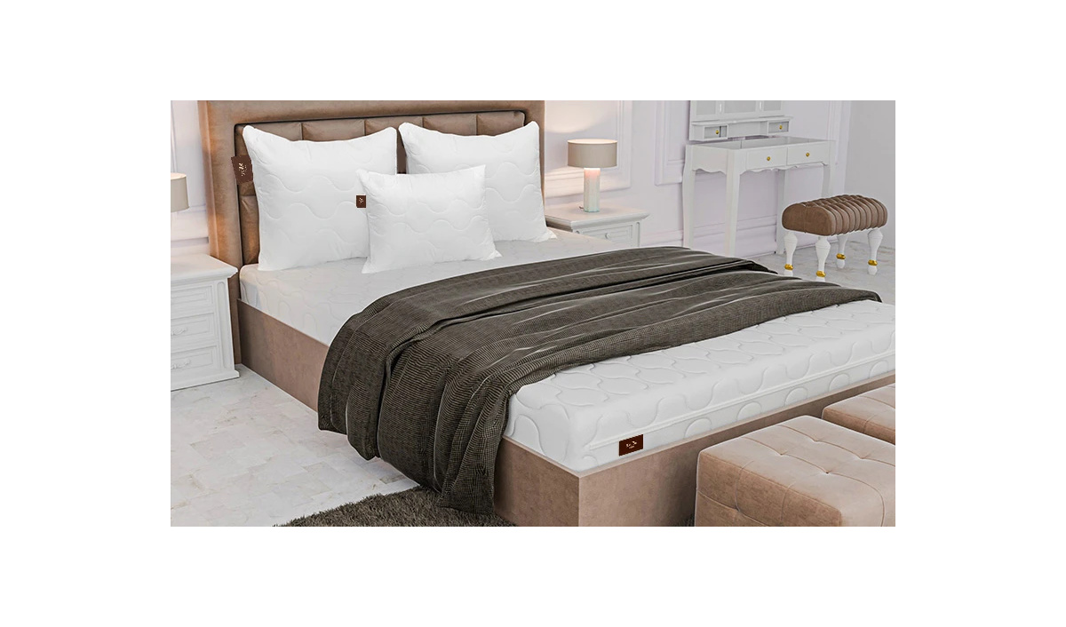 Poduszka EKO wykonana jest z kulki silikonowej. Dostępna w rozmiarach 50x60 cm i 70x80 cm